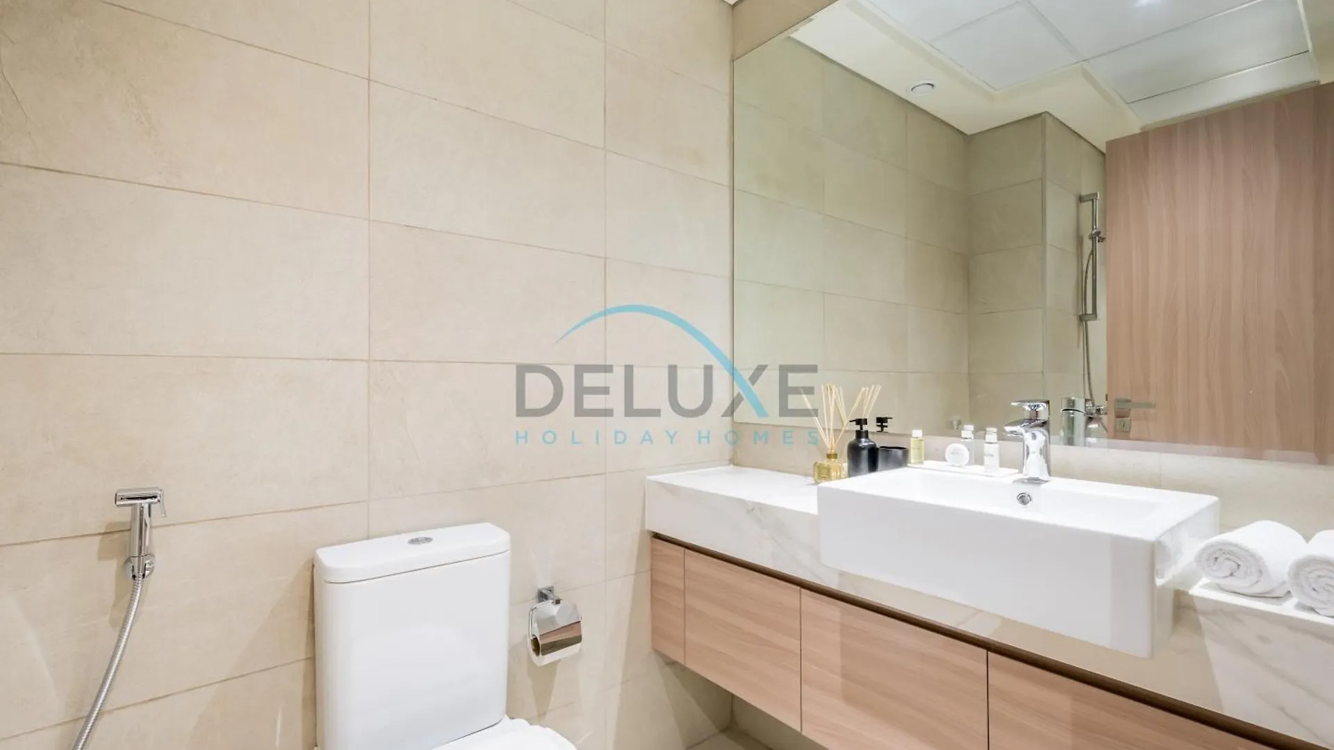 Cozy Studio Apartment In Azizi Riviera 43, Al Merkadh By Deluxe Holiday Homes Dubai United Arab Emirates